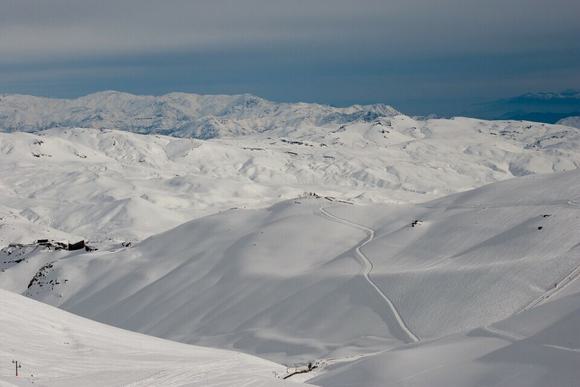 tres valles skiing area in chile