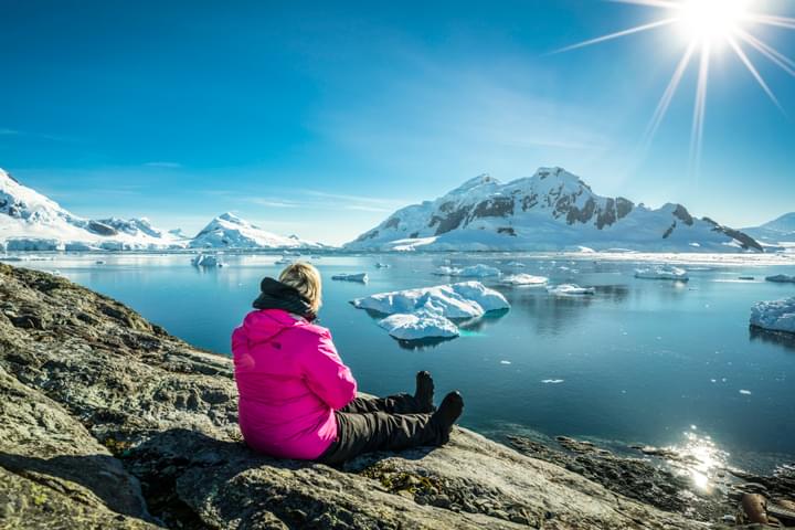 Antarctica enjoying the view c Fotografie Dietmar Denger Oceanwide Expeditions