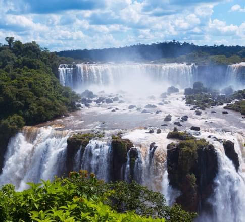 Argentina iguassu iguassu falls is the largest series of waterfalls on the planet located in brazil argentina