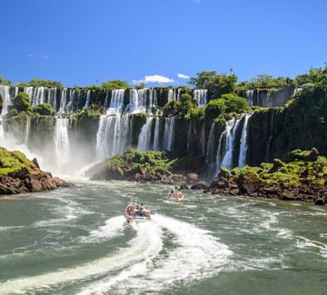Argentina iguassu iguazu falls argentina