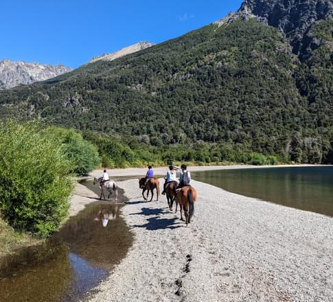 horse riding lake district argentina