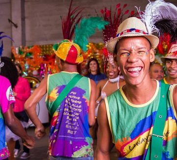 smiling carioca dressed up for carnival