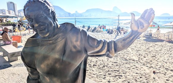 Brazil rio de janeiro 004 chris bladon pura mobile 13 copacabana