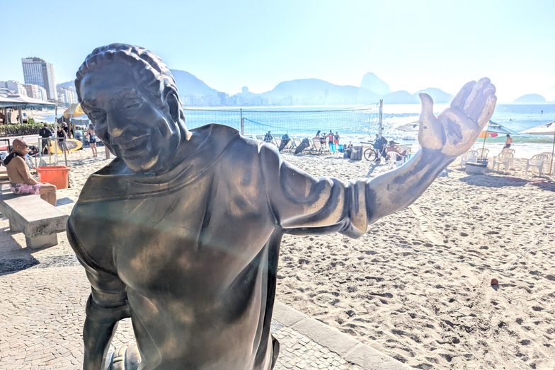 Brazil rio de janeiro 004 chris bladon pura mobile 13 copacabana