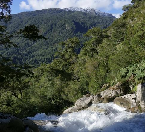 Chile patagonia aysen queulat posada waterfall
