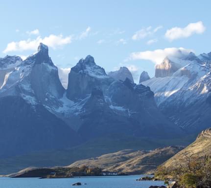 Chile patagonia torres del paine lago pehoe with cuernos mountains