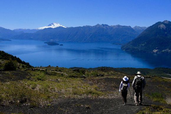 kayak lake district argentina