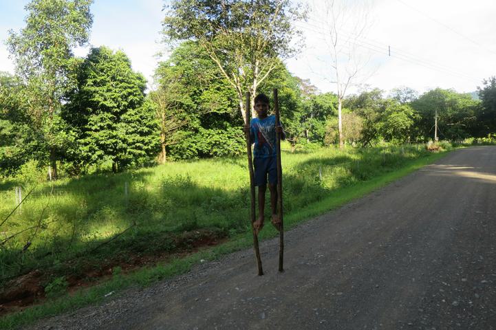 Costa rica osa peninsula boy on stilts c thomas power pura aventura