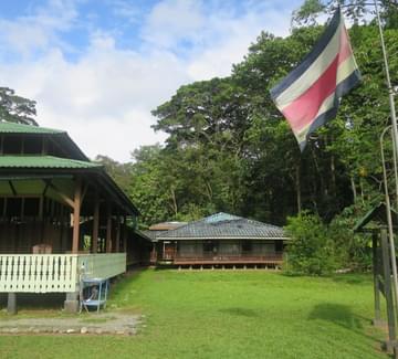 la sirena ranger station in corcovado national park