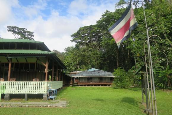 la sirena ranger station in corcovado national park