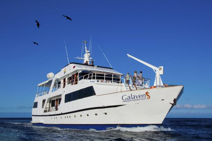 Ecuador galapagos islands galaven yacht