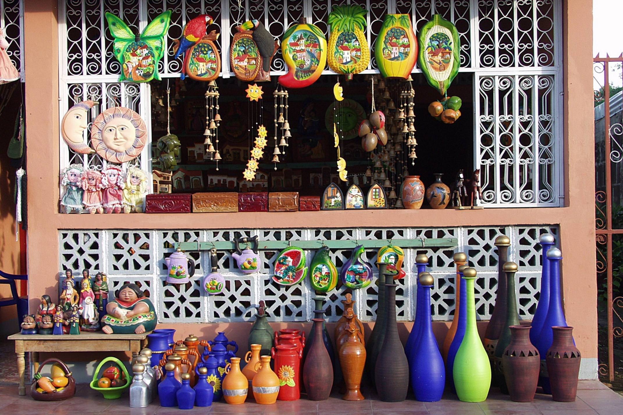 Nicaragua copyright jan strik artesanias catarina shop