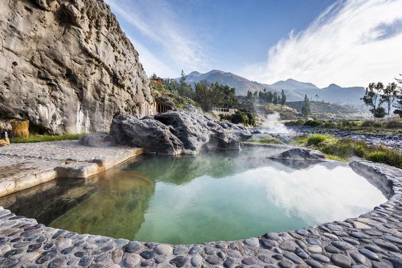colca lodge hot springs