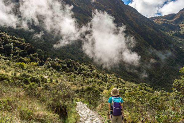 Peru inca trail lonely advanture travlers walking on inca trail machu picchu cusco peru