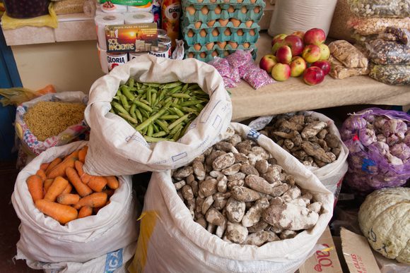 produce in urubamba market peru