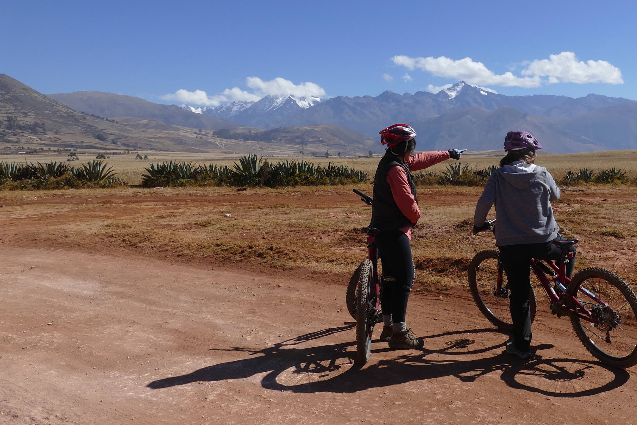 Peru sacred valley mountain bike c sarah pura3