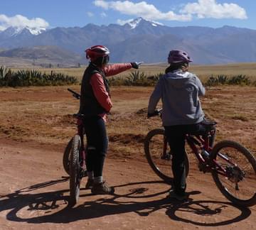 cycling chinchero plain peru