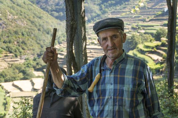 farmer in sistelo portugal