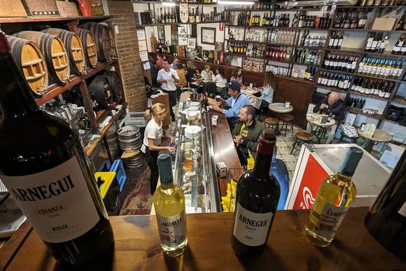 tapas bar barcelona old town