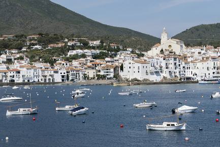 white houses of cadaques bay