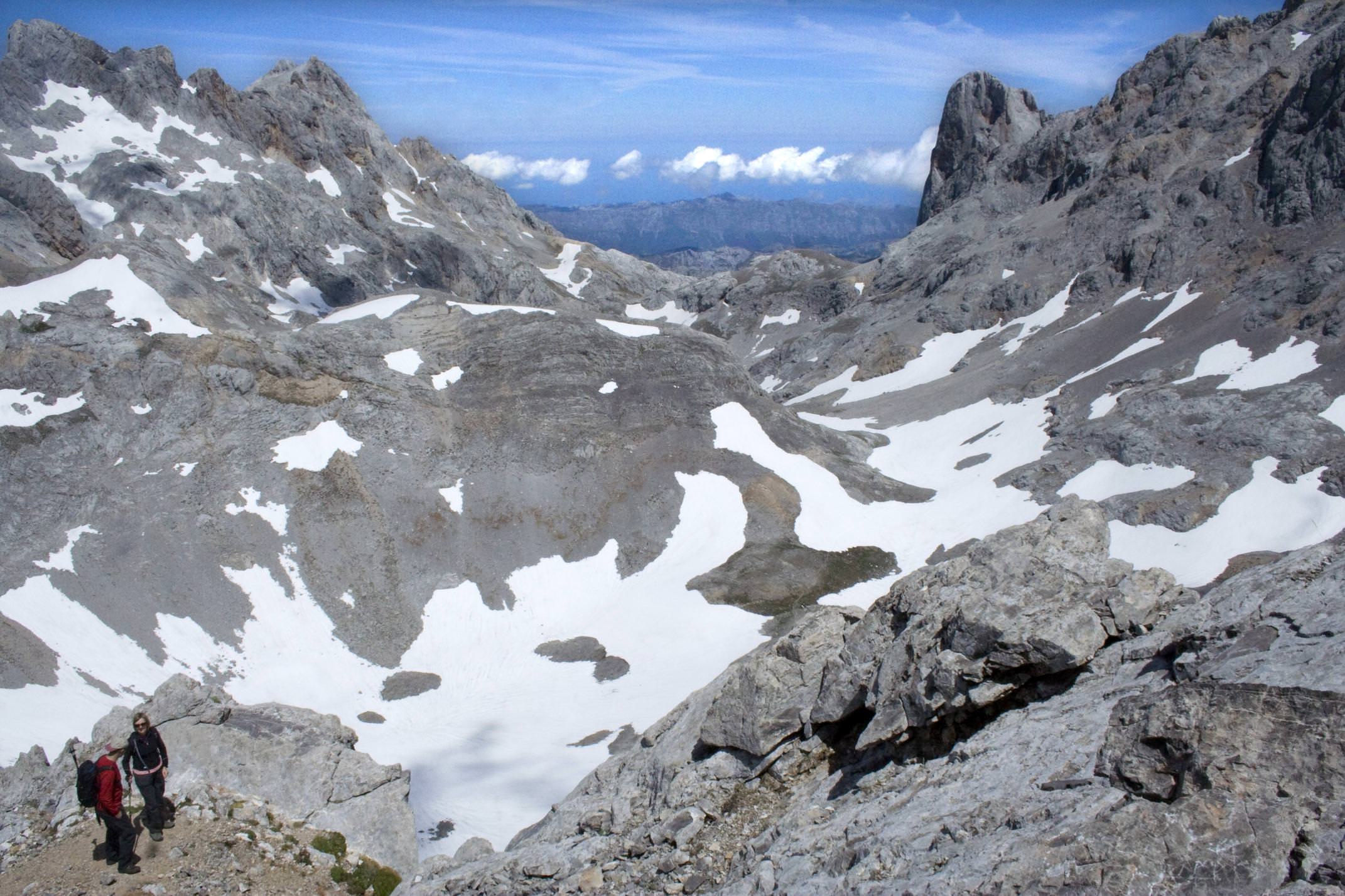 Spain picos de europa horcados rojos pass c dmartin