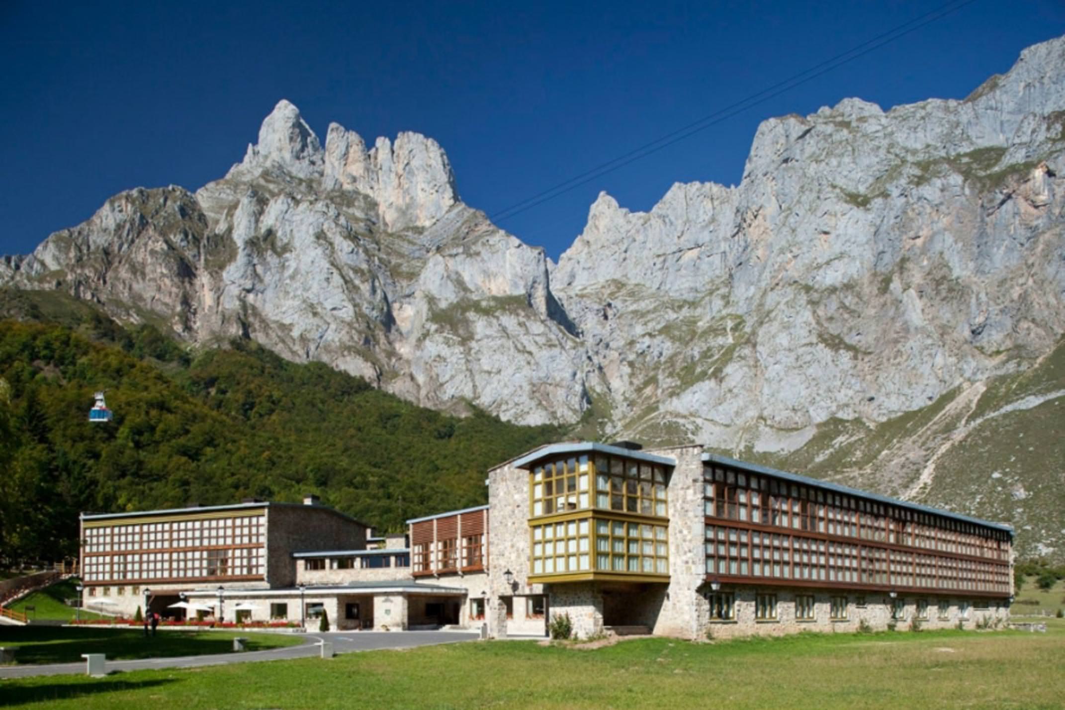 Spain picos de europa parador fuente de exterior