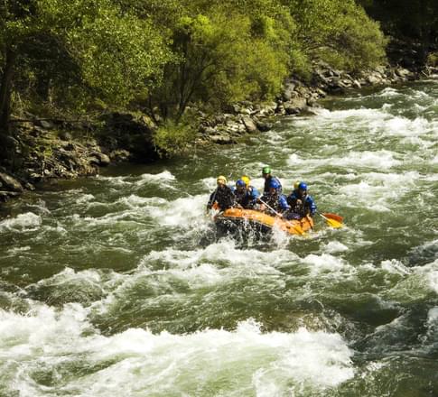 Spain pyrenees pallaresa river raft approaching rapids