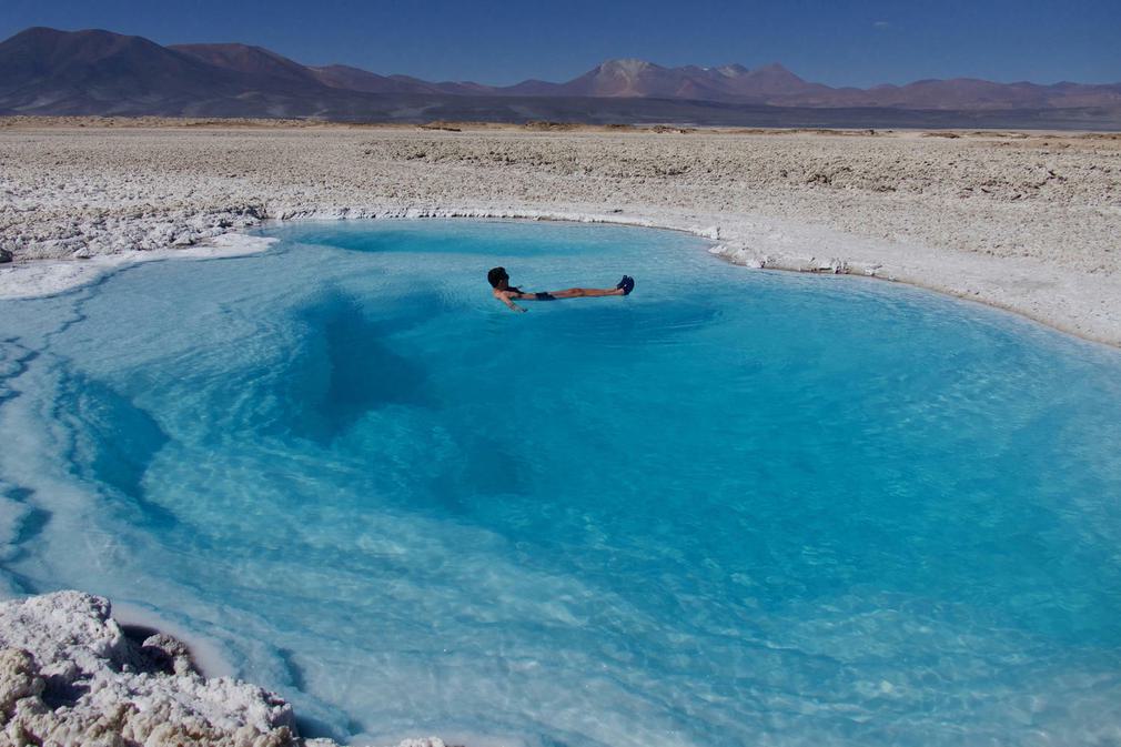 Chile atacama copiapo floating lagoon c thomas power pura aventura