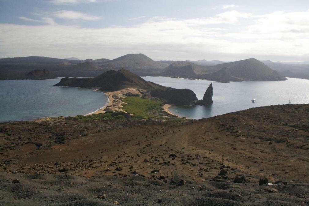 Ecuador galapagos islands views from top of bartolome island20180829 76980 b2mcrj