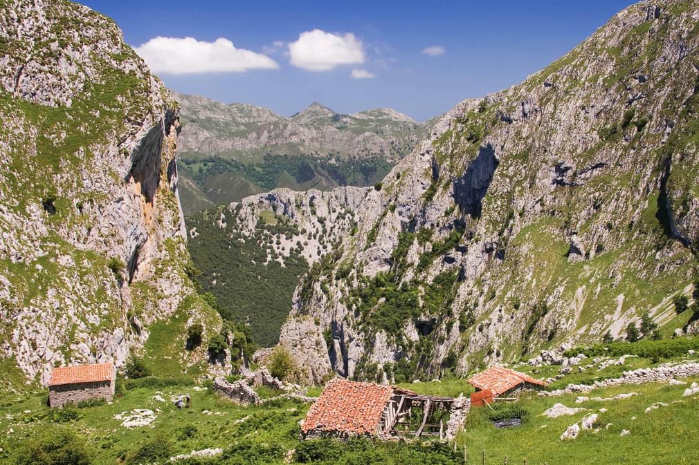 Spain asturias picos de europa c franciscogil20180829 76980 nrc7ks