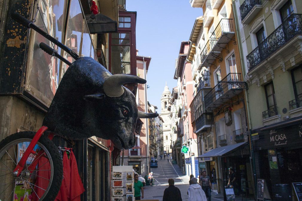 Spain pamplona running of the bulls c dmartin20180829 76980 nzeiy7
